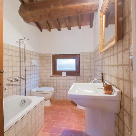 Locazione Turistica Borgo Monticelli-20